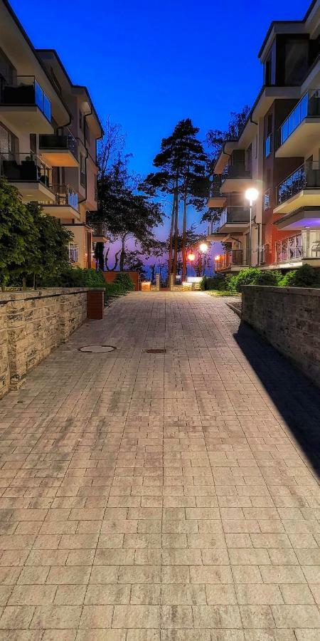 Sea Cliff Apartment Rewal Exterior photo